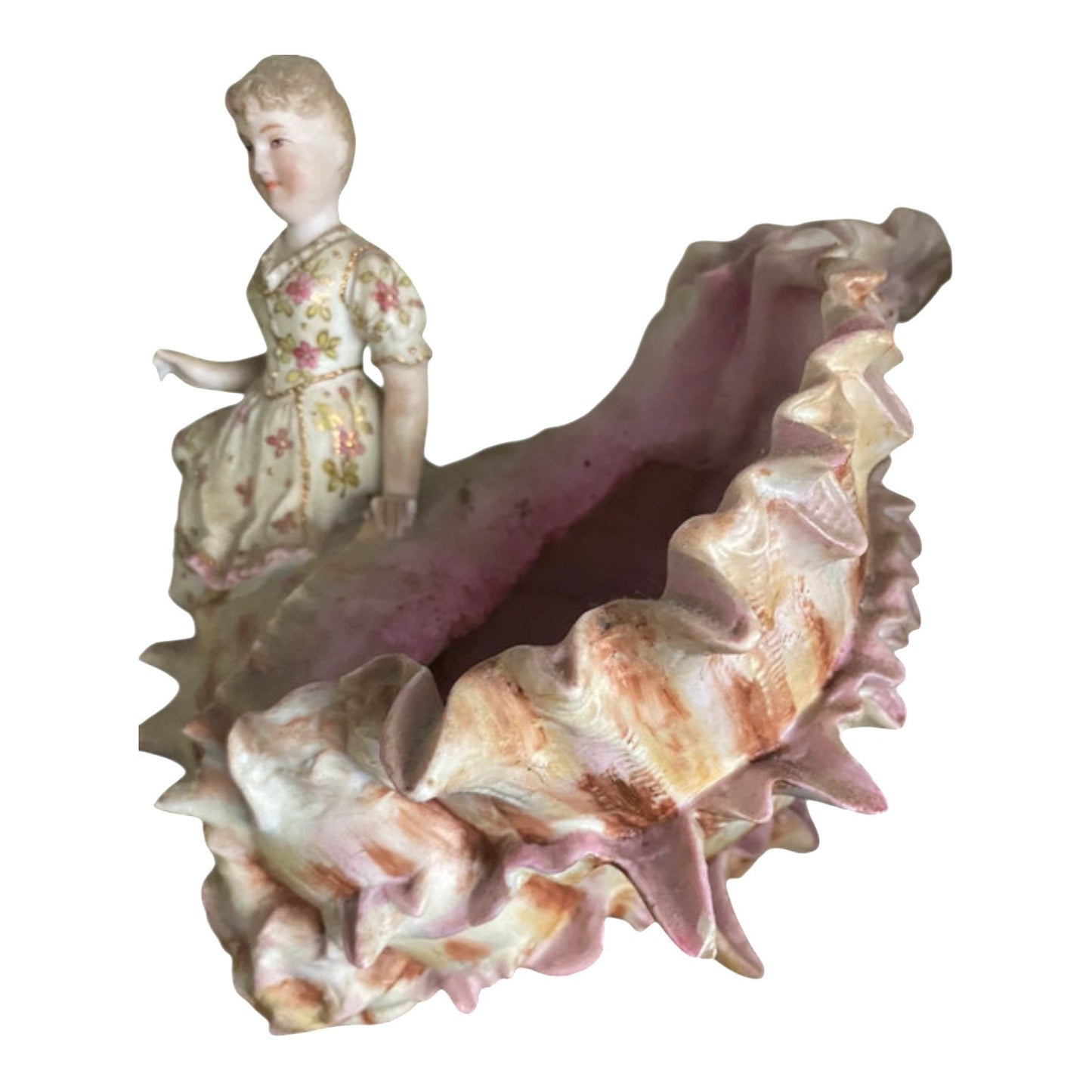 Figura antigua caracola porcelana biscuit de mujer sentada junto a concha decorativa en tonos rosa y crema