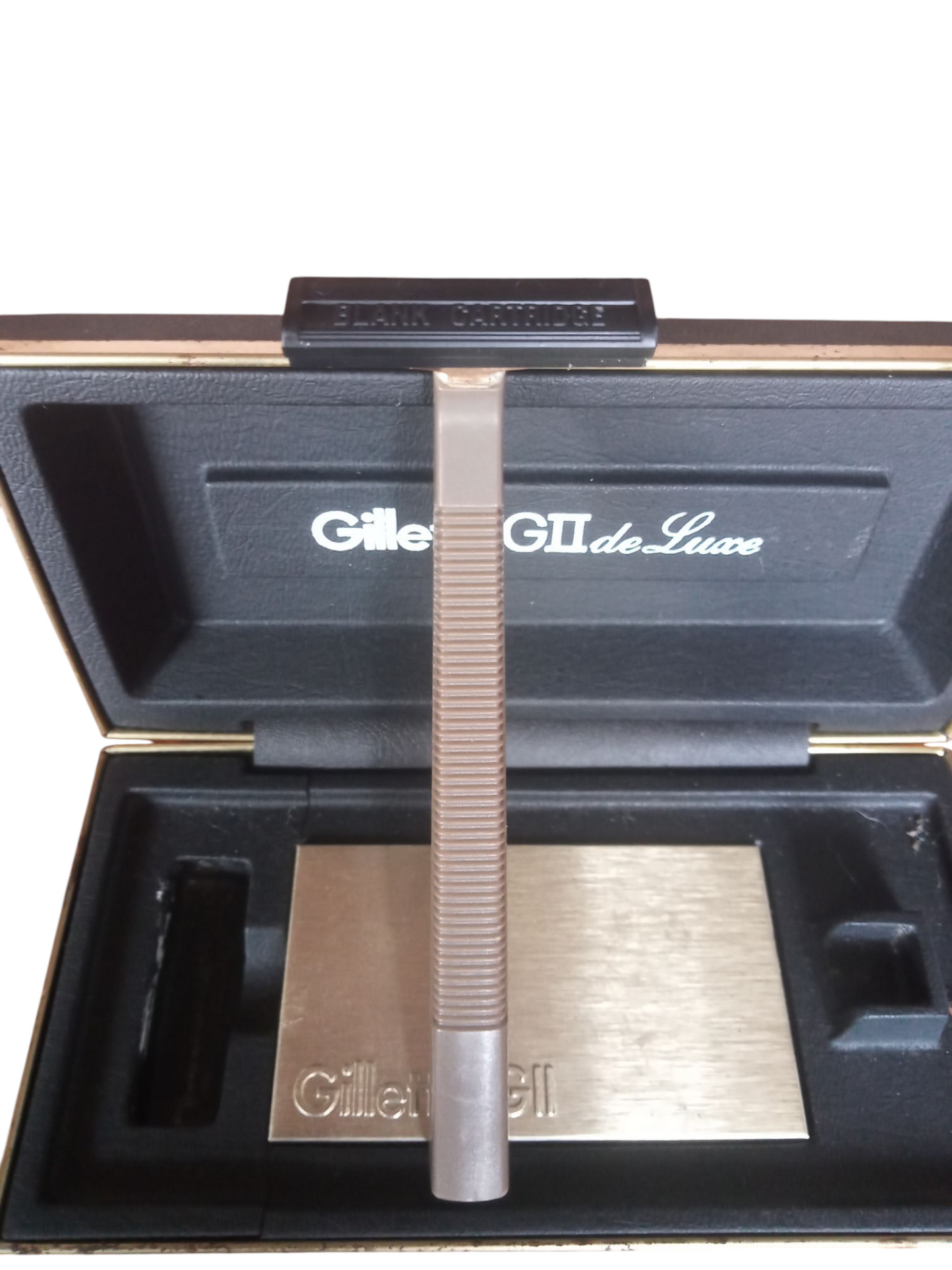 Maquinilla Gillette G II de Luxe Afeitado Clasico en estuche negro vintage con soporte y placa metalica