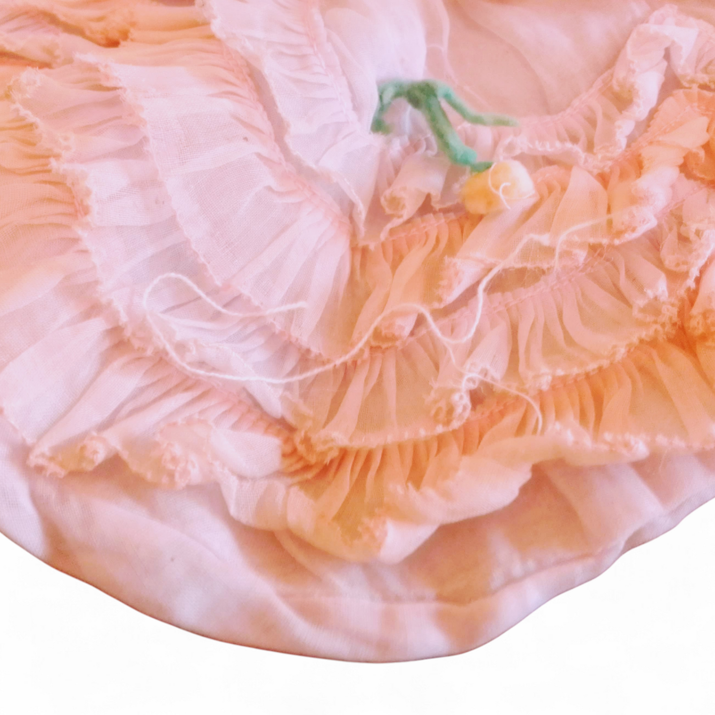 Muñeca antigua coleccion lenci vestido rosa con volantes de tul lazo verde y detalles desgastados