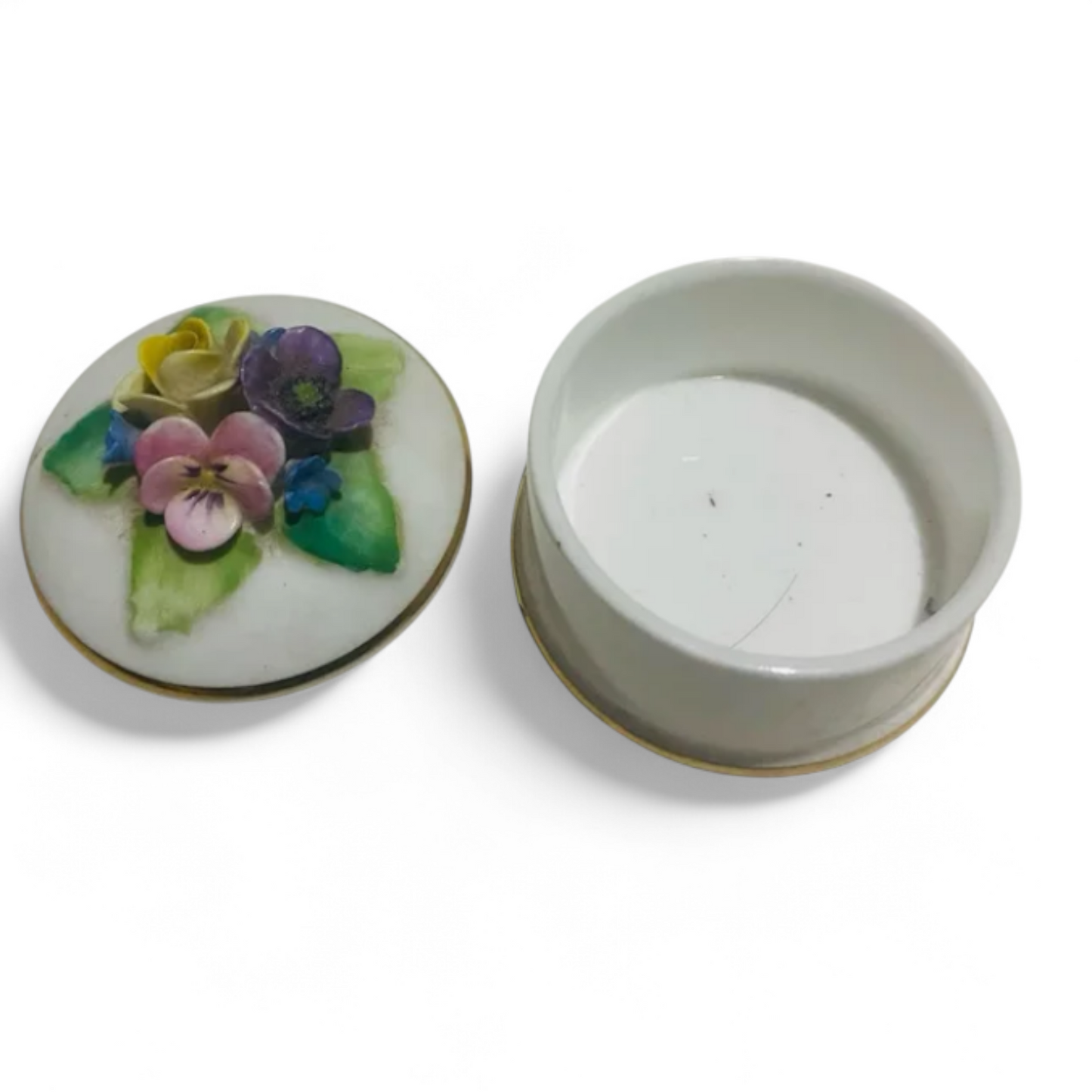 Cajita de Porcelana vintage inglesa redonda con tapa decorada flores esmaltadas en relieve y borde dorado para joyas